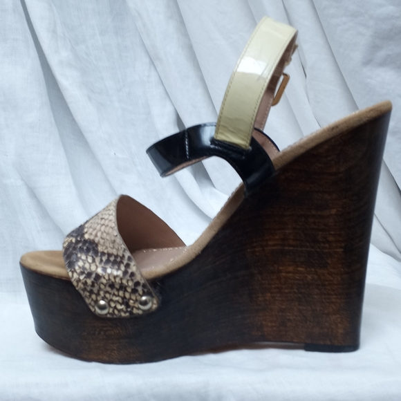 Final Sale  - JEAN-MICHEL CAZABAT Snakeskin/Wood Platform Wedge - Picture 8 of 9